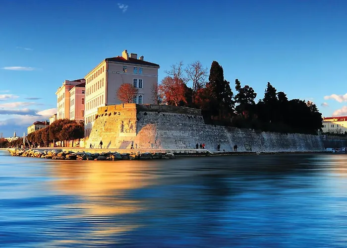 2 Bedroom Beautiful In Popovici *